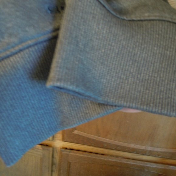 UNDER ARMOUR Hooded Pullover - Picture 2 of 10